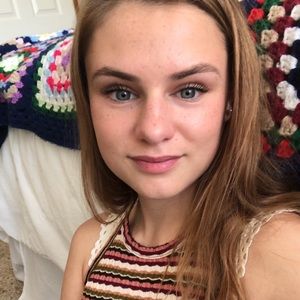 Meet your Posher, Avery